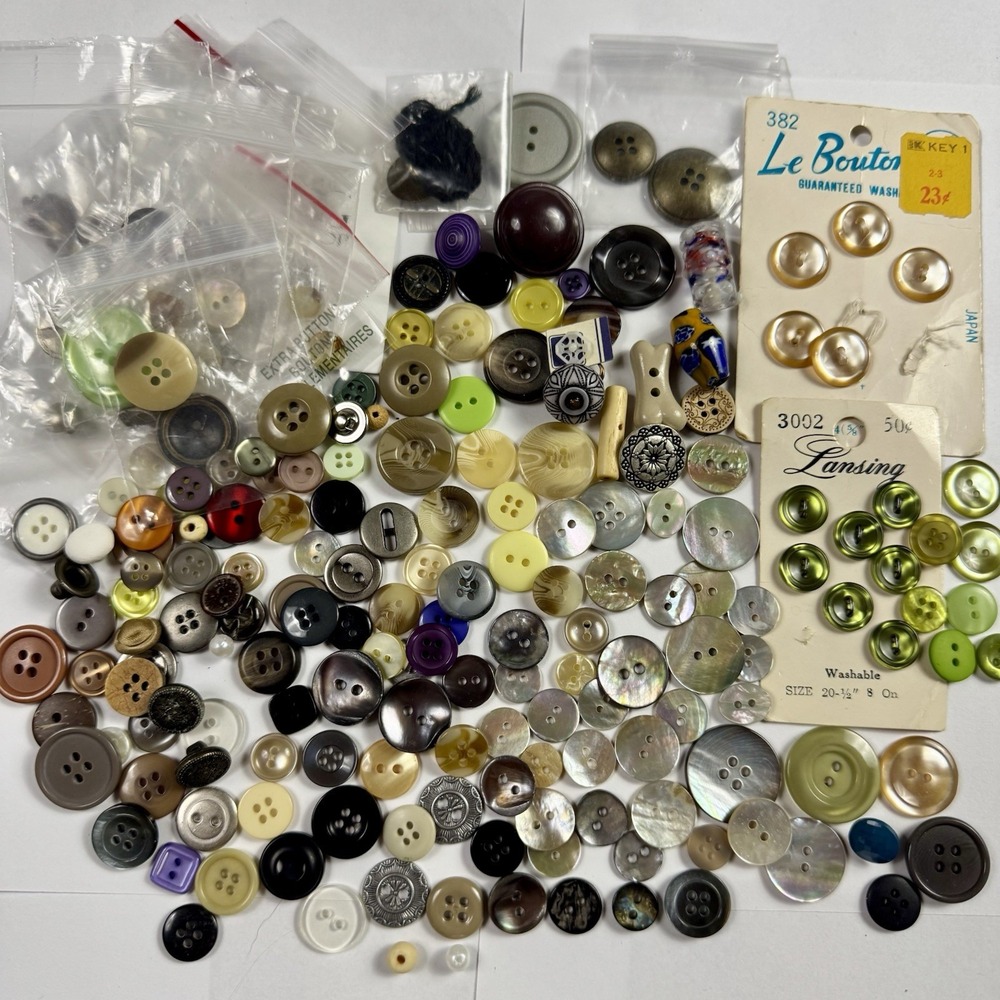 3+ lb Vintage Buttons Lot Color Sorted Mother of Pearl Carded Crafts Sewing - Picture 7 of 16